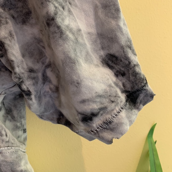 Urban Outfitters t-shirt - Picture 4 of 6